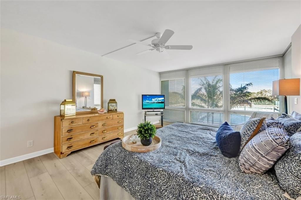 4051 Gulf Shore Blvd N, Unit 300, Naples, FL 34103 Photo