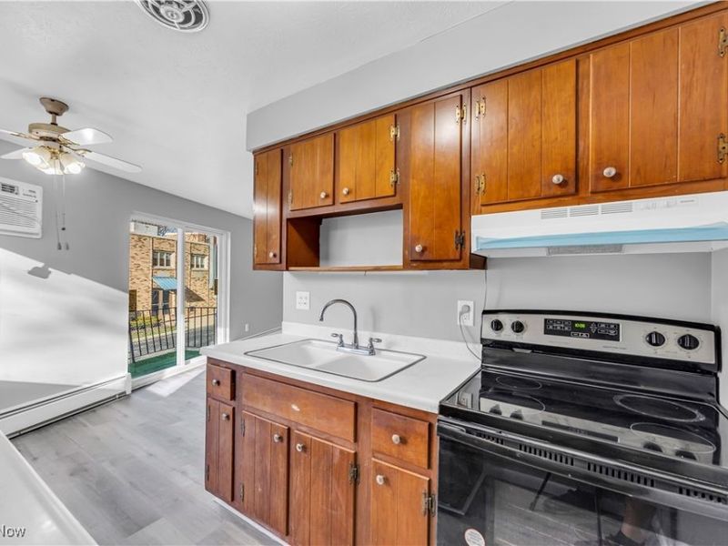 18809 Bella Drive, Cleveland, OH 44119 Photo 11