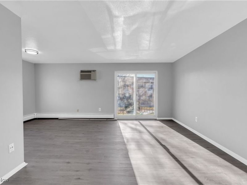 18809 Bella Drive, Cleveland, OH 44119 Photo 20