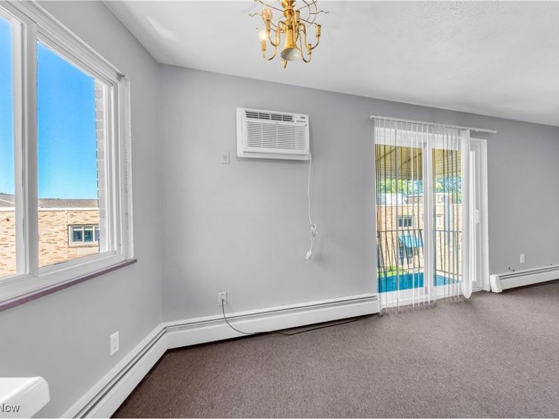 18809 Bella Drive, Cleveland, OH 44119 Photo 37