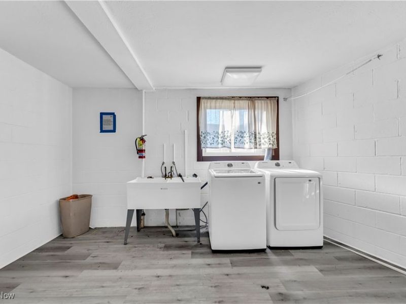 18809 Bella Drive, Cleveland, OH 44119 Photo 45