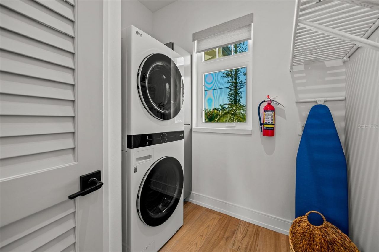 401 77th Street, Holmes Beach, FL 34217 Photo