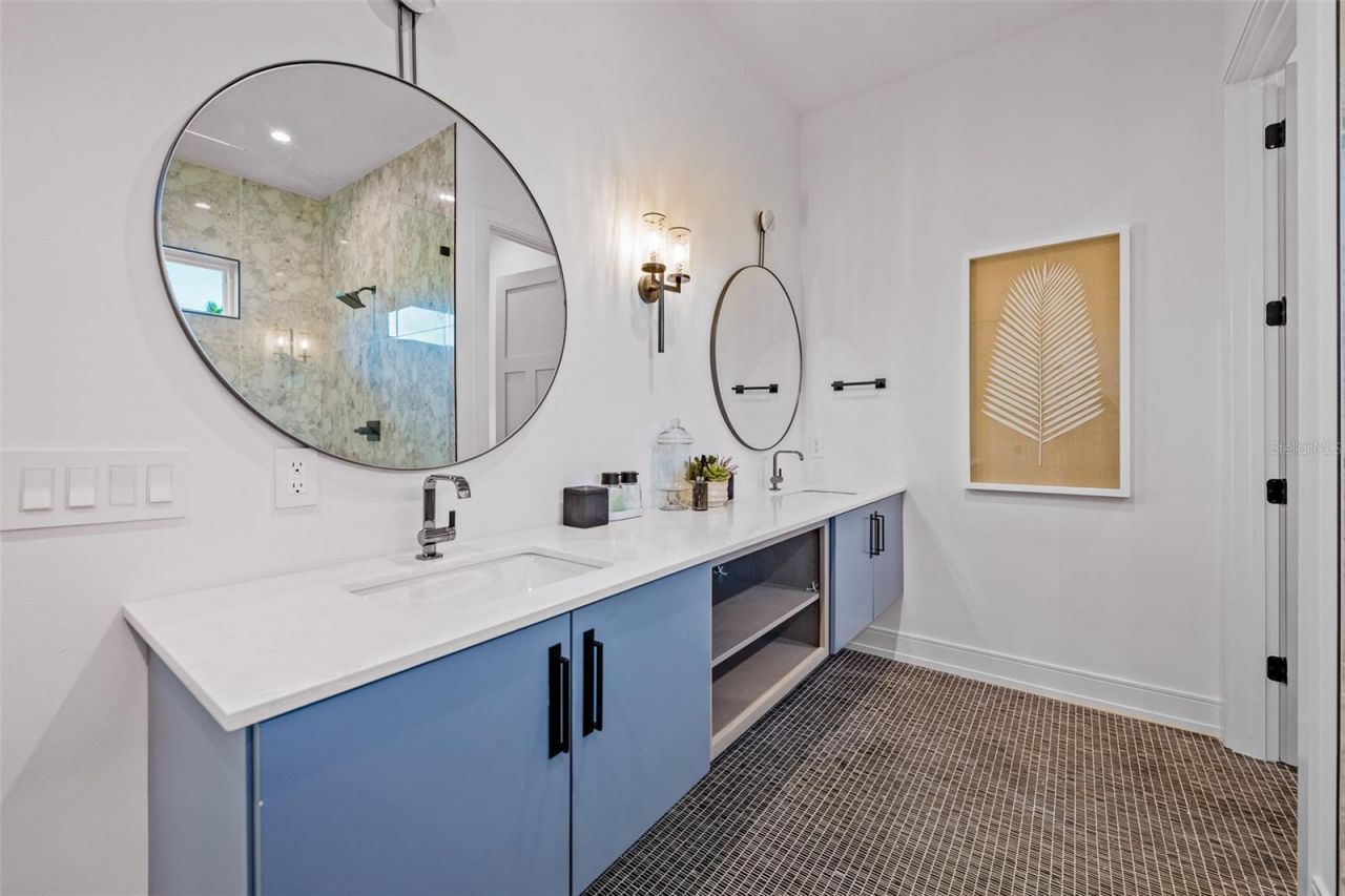 401 77th Street, Holmes Beach, FL 34217 Photo