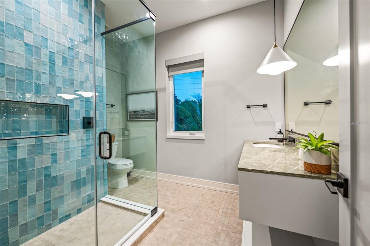 401 77th Street, Holmes Beach, FL 34217 Photo