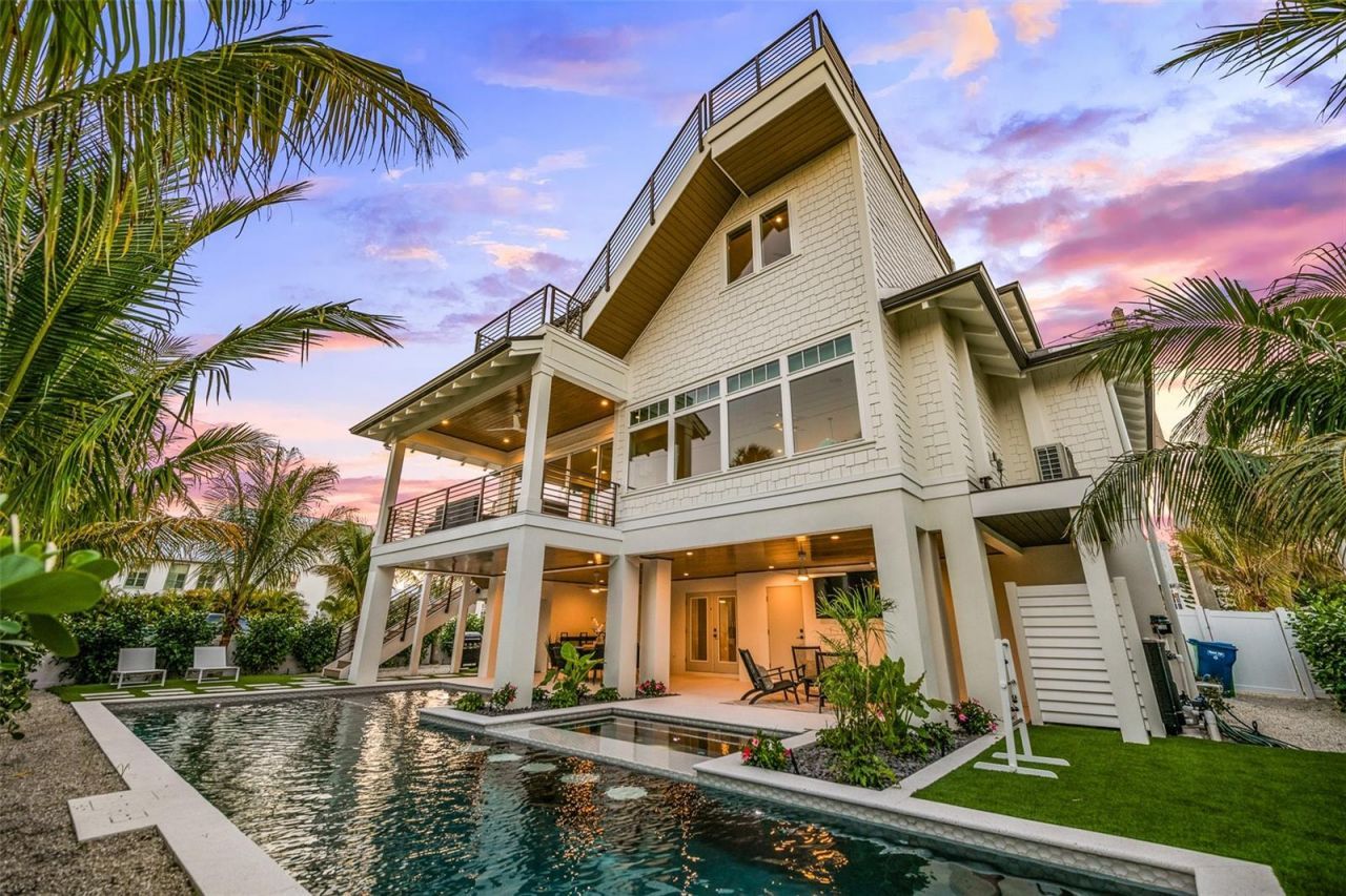 401 77th Street, Holmes Beach, FL 34217 Photo