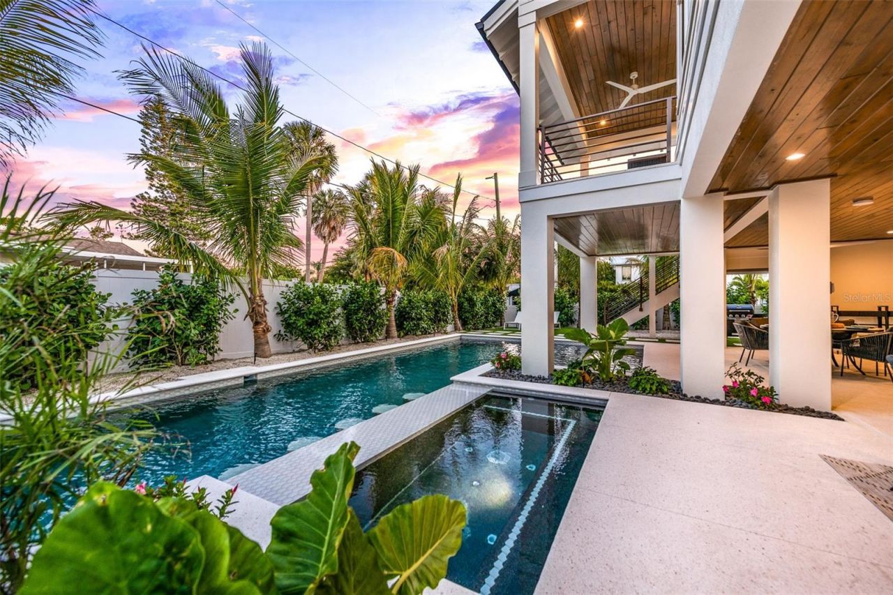 401 77th Street, Holmes Beach, FL 34217 Photo