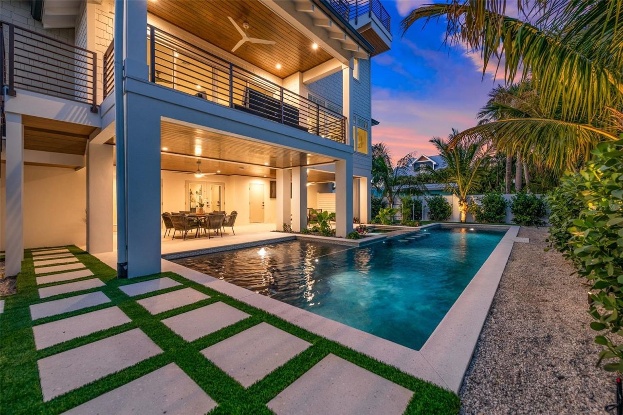 401 77th Street, Holmes Beach, FL 34217 Photo