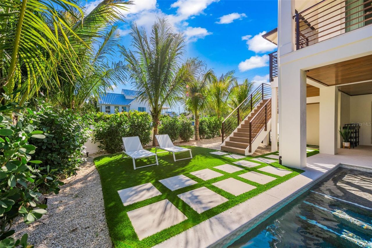 401 77th Street, Holmes Beach, FL 34217 Photo