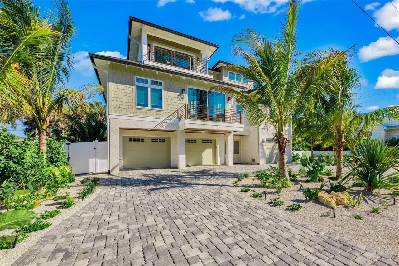 401 77th Street, Holmes Beach, FL 34217 Photo