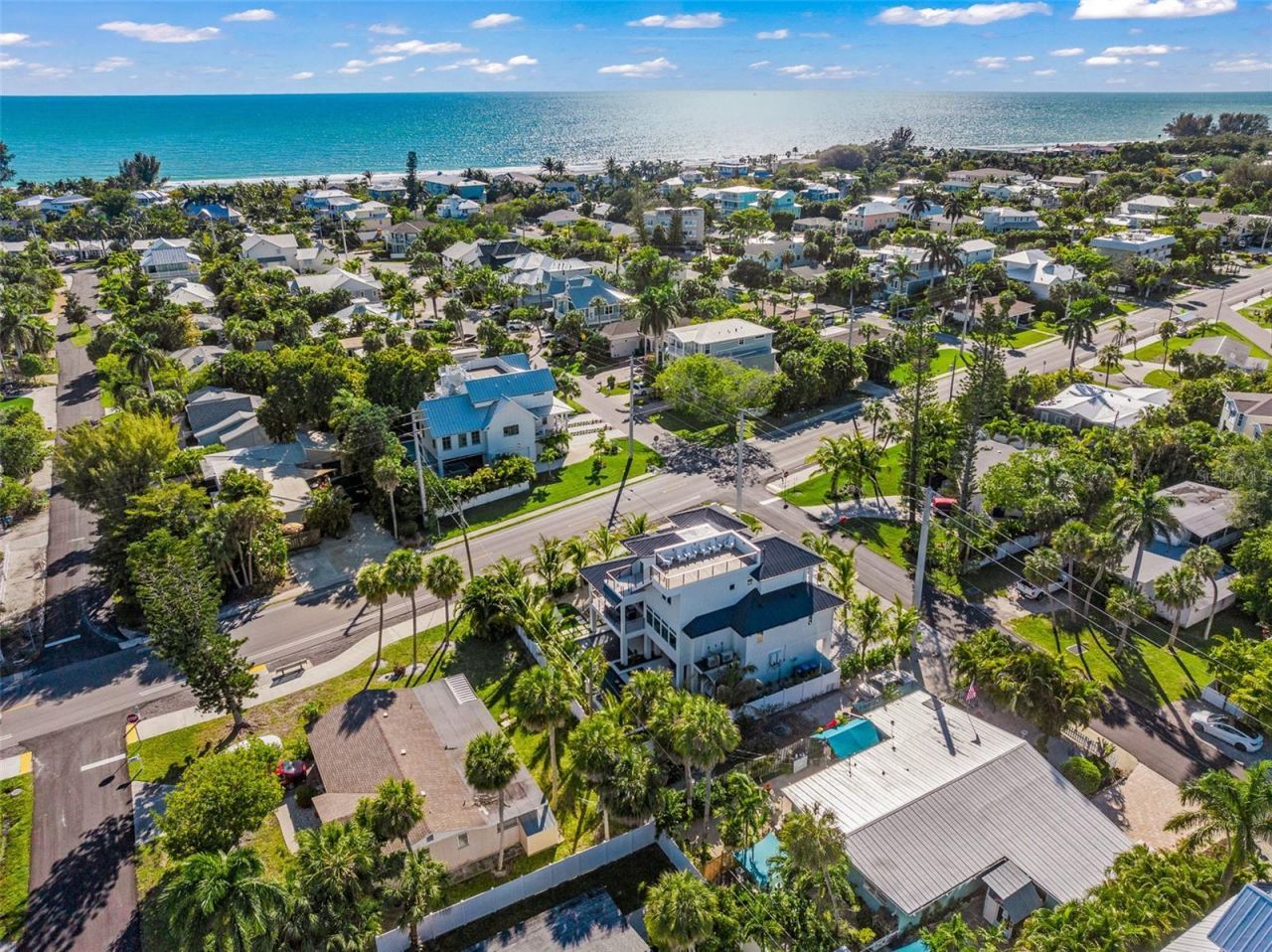 401 77th Street, Holmes Beach, FL 34217 Photo