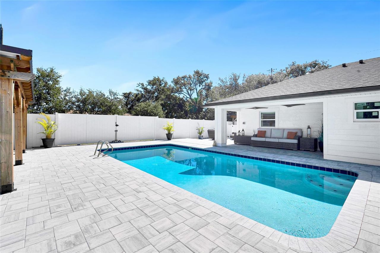 8101 38th Avenue N, Saint Petersburg, FL 33710 Photo