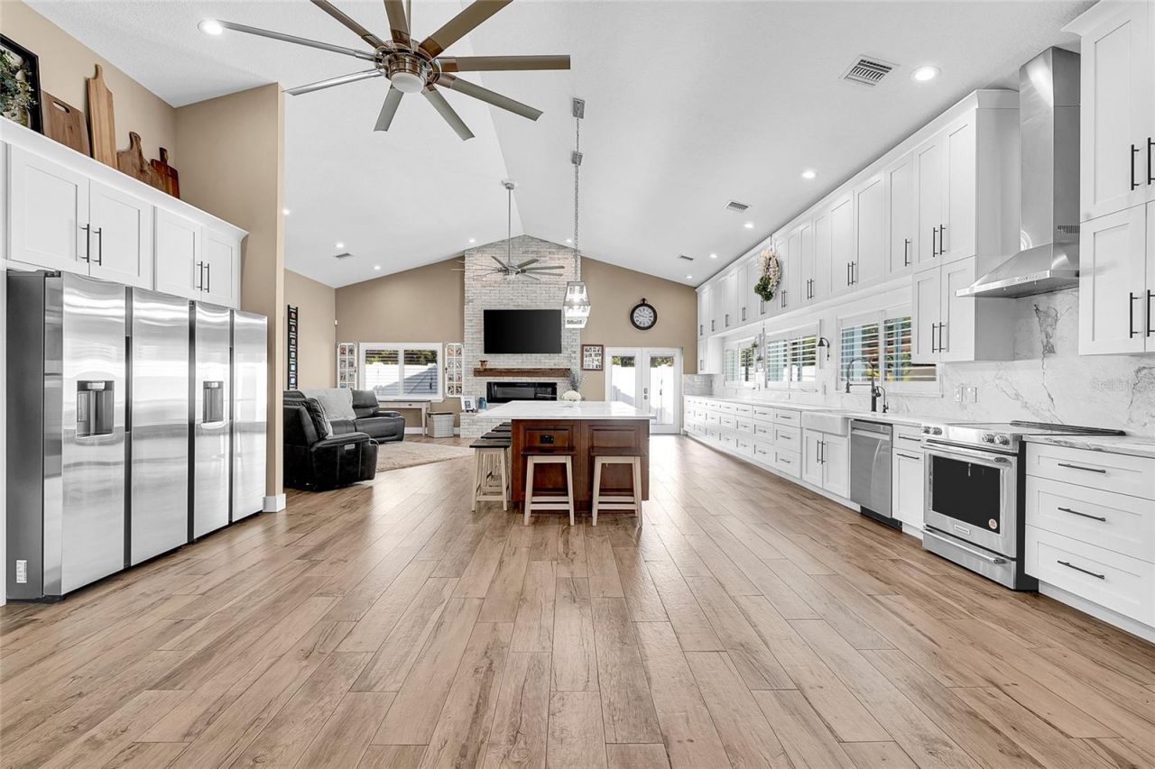 8101 38th Avenue N, Saint Petersburg, FL 33710 Photo