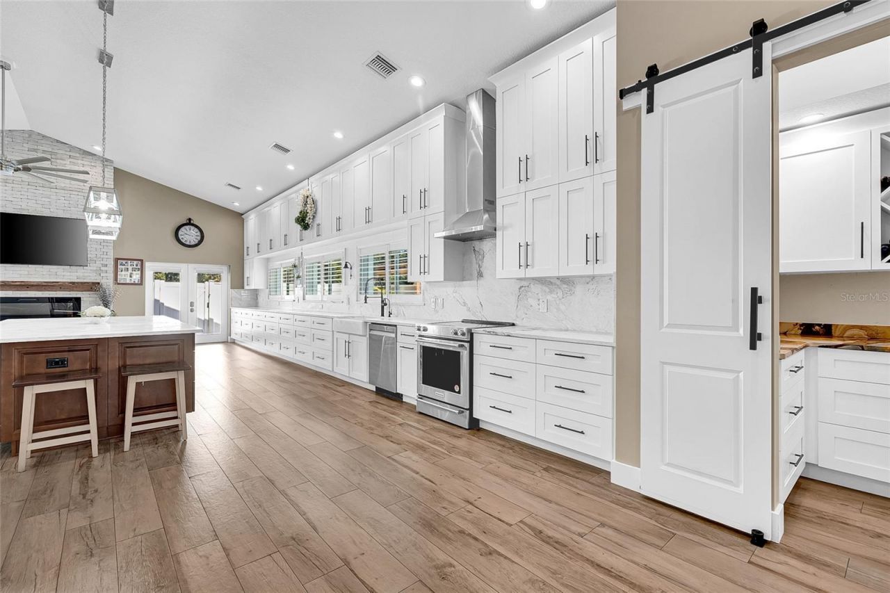 8101 38th Avenue N, Saint Petersburg, FL 33710 Photo