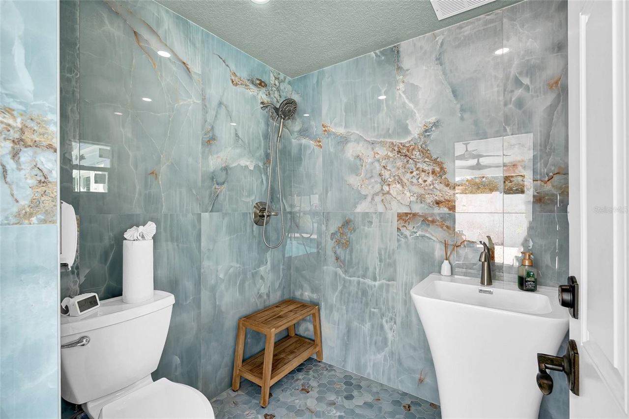 8101 38th Avenue N, Saint Petersburg, FL 33710 Photo