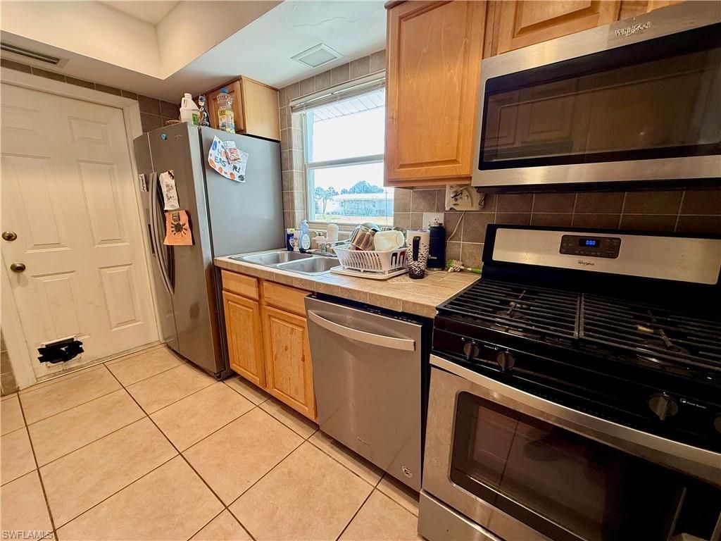 320 Hollywood St, Lehigh Acres, FL 33936 Photo