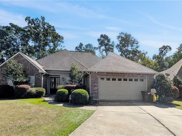 628 DECIDUOUS Loop, Madisonville, LA 70447