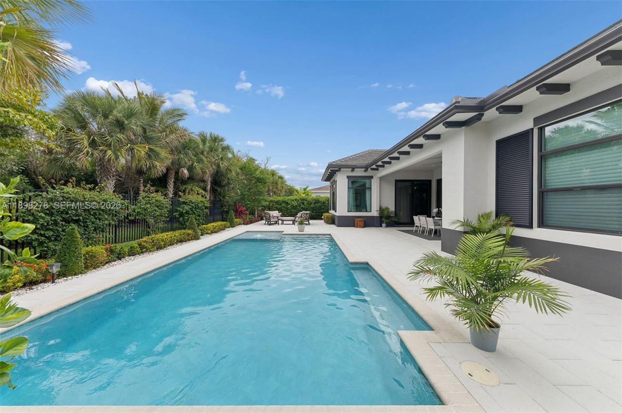 9228 Coral Isles Cir, Palm Beach Gardens, FL 33412 Photo