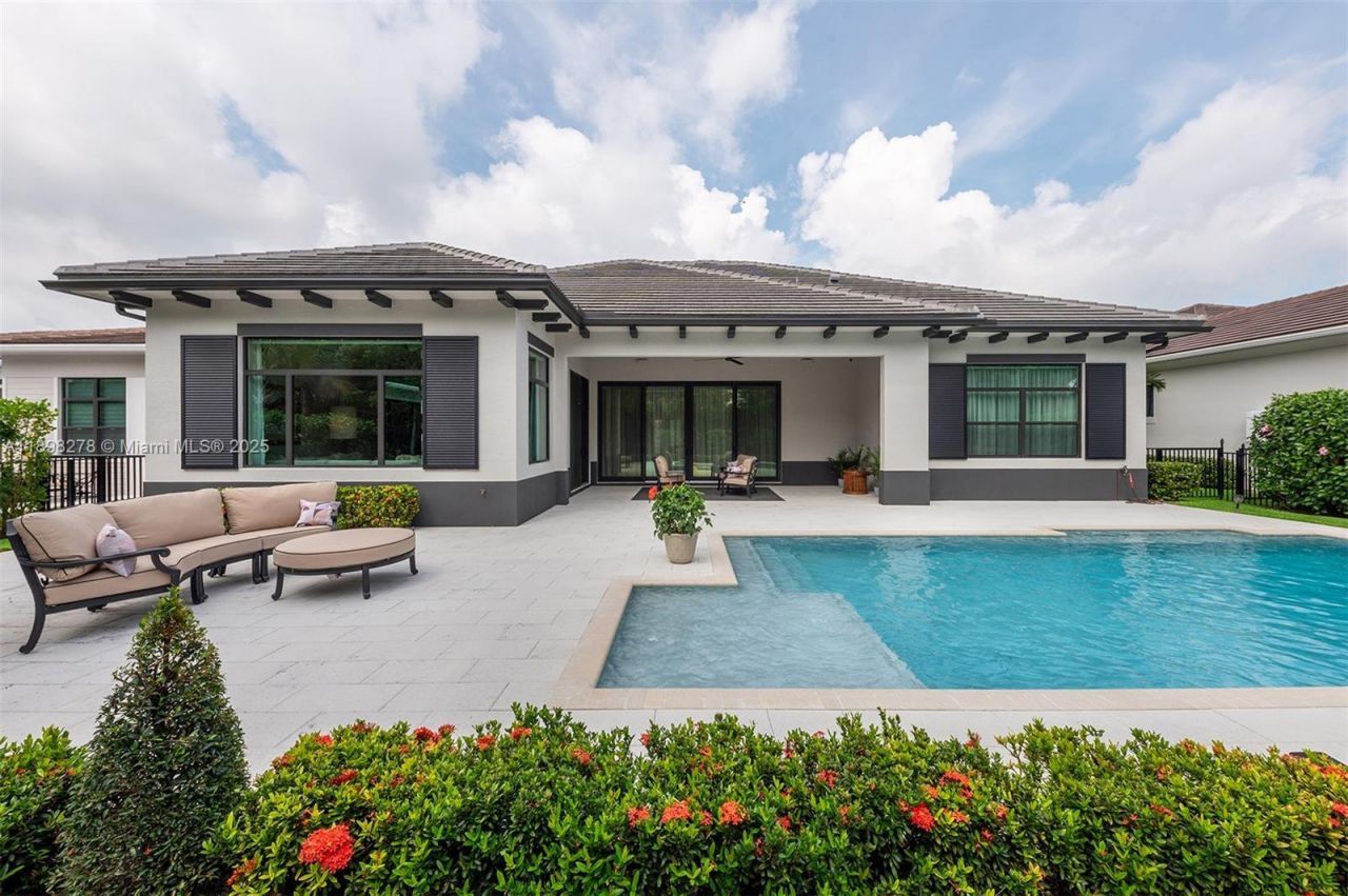 9228 Coral Isles Cir, Palm Beach Gardens, FL 33412 Photo