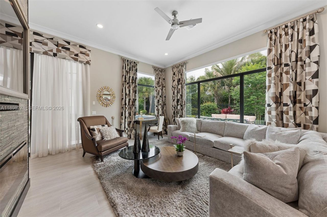 9228 Coral Isles Cir, Palm Beach Gardens, FL 33412 Photo