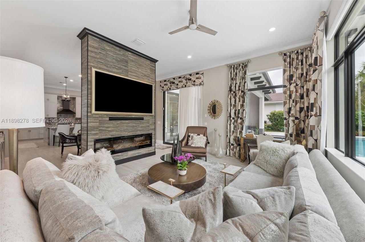 9228 Coral Isles Cir, Palm Beach Gardens, FL 33412 Photo