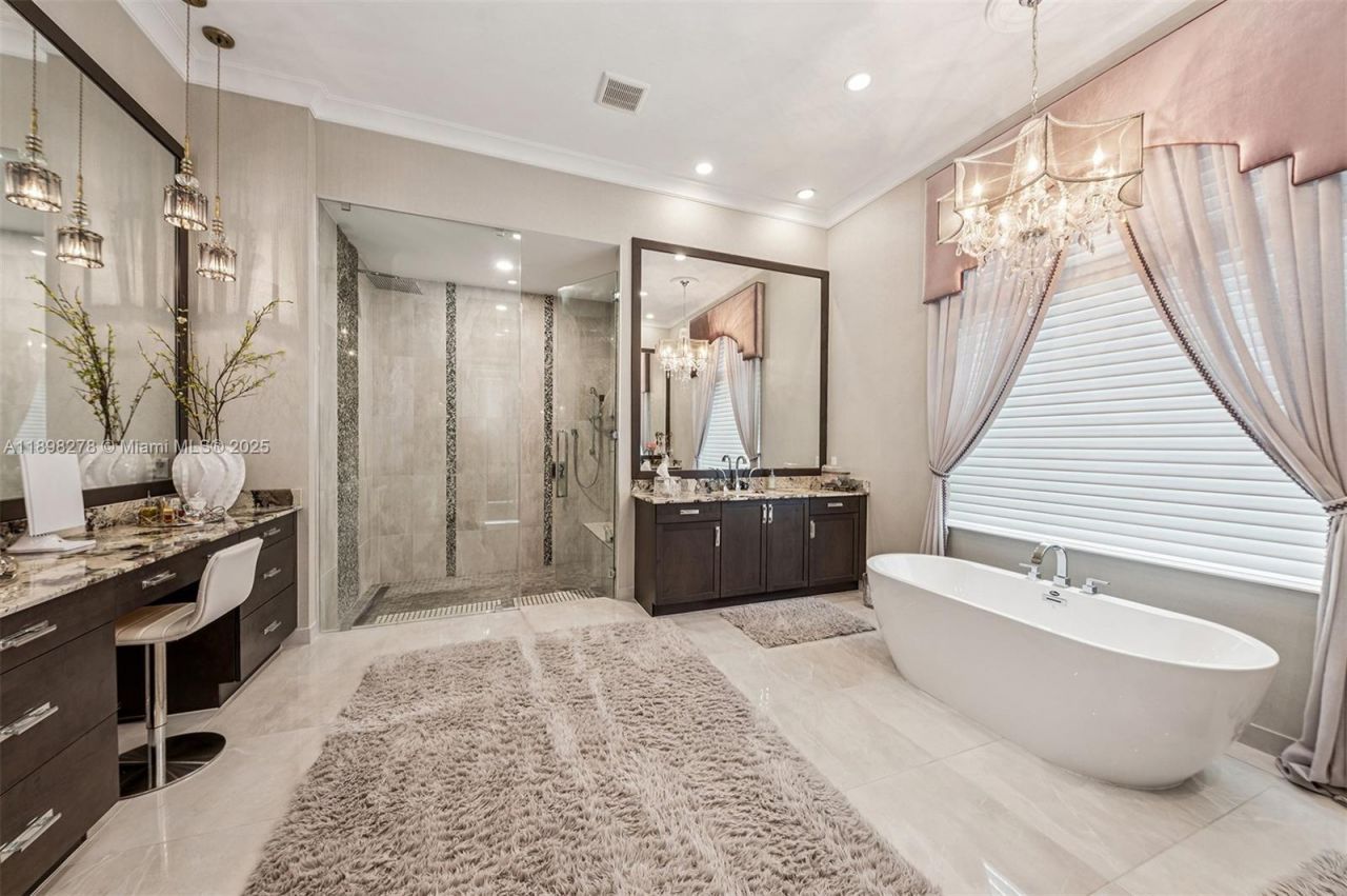 9228 Coral Isles Cir, Palm Beach Gardens, FL 33412 Photo