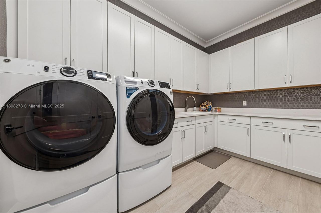 9228 Coral Isles Cir, Palm Beach Gardens, FL 33412 Photo