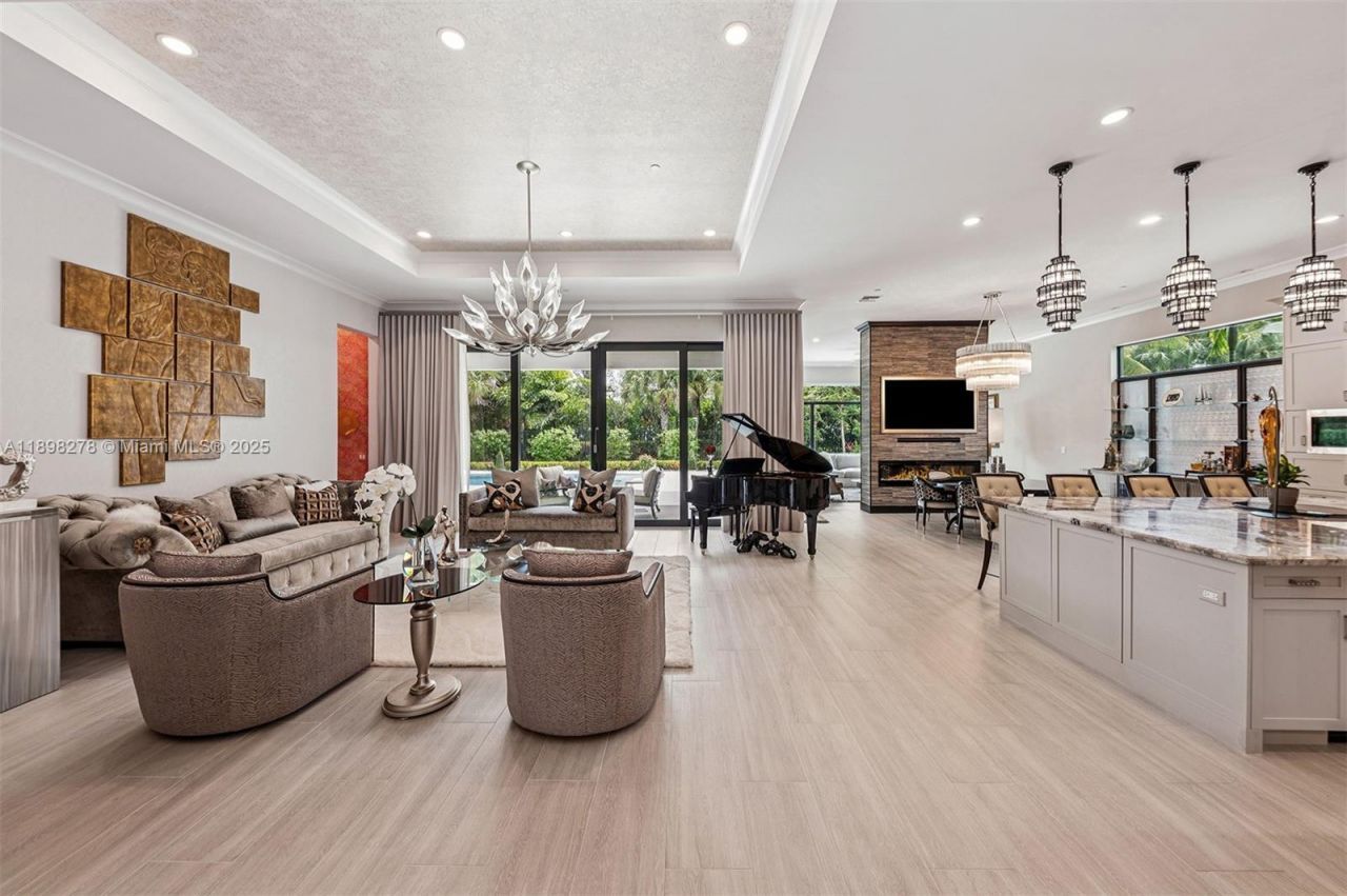 9228 Coral Isles Cir, Palm Beach Gardens, FL 33412 Photo