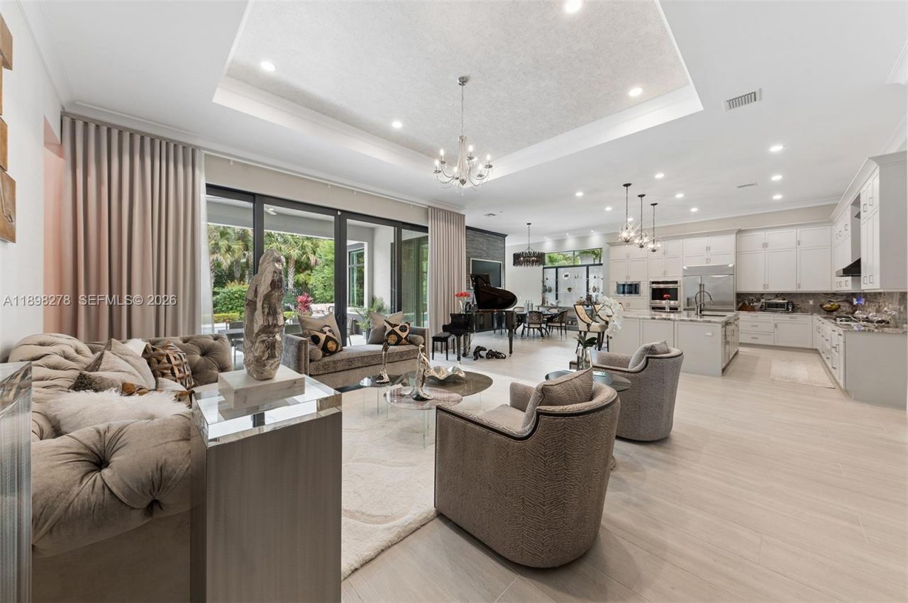 9228 Coral Isles Cir, Palm Beach Gardens, FL 33412 Photo