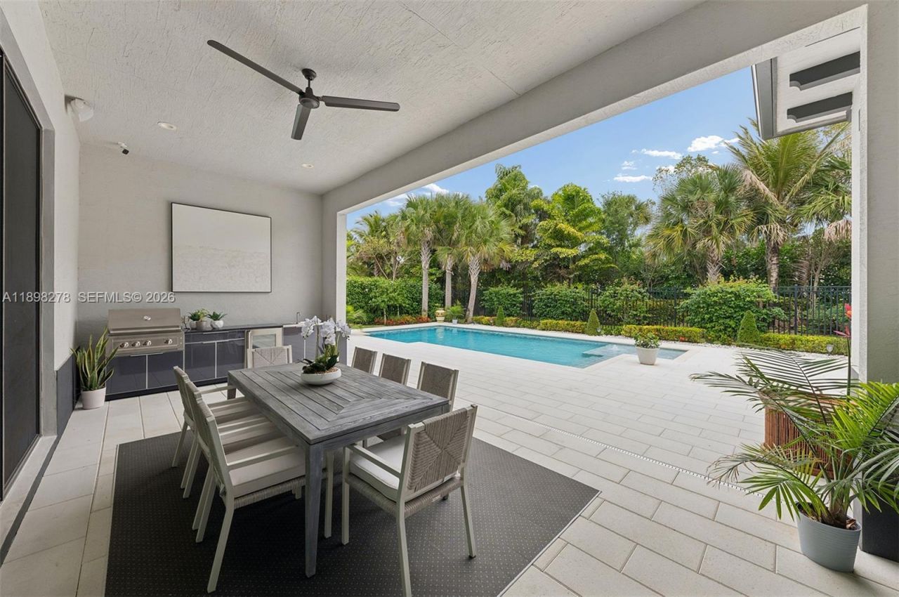 9228 Coral Isles Cir, Palm Beach Gardens, FL 33412 Photo