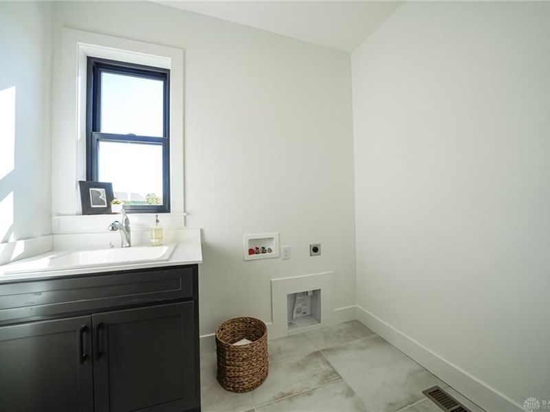 1214 Normandy Rue, Clearcreek Township, OH 45458 Photo 32