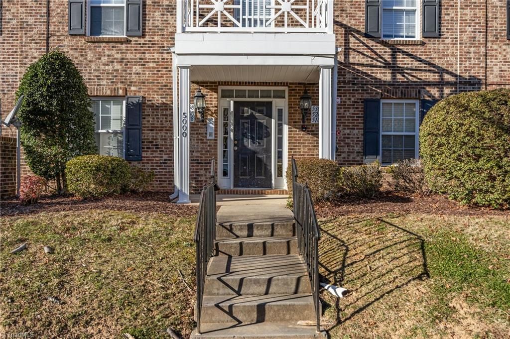 5306 Mcconnell Drive, Kernersville, NC 27284 Main Photo