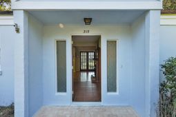 315 Hollywood Drive photo 4