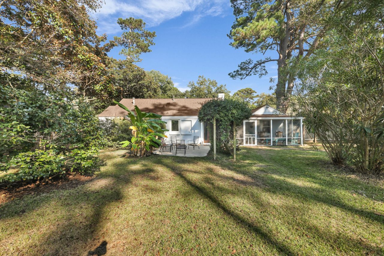 315 Hollywood Drive Photo 29