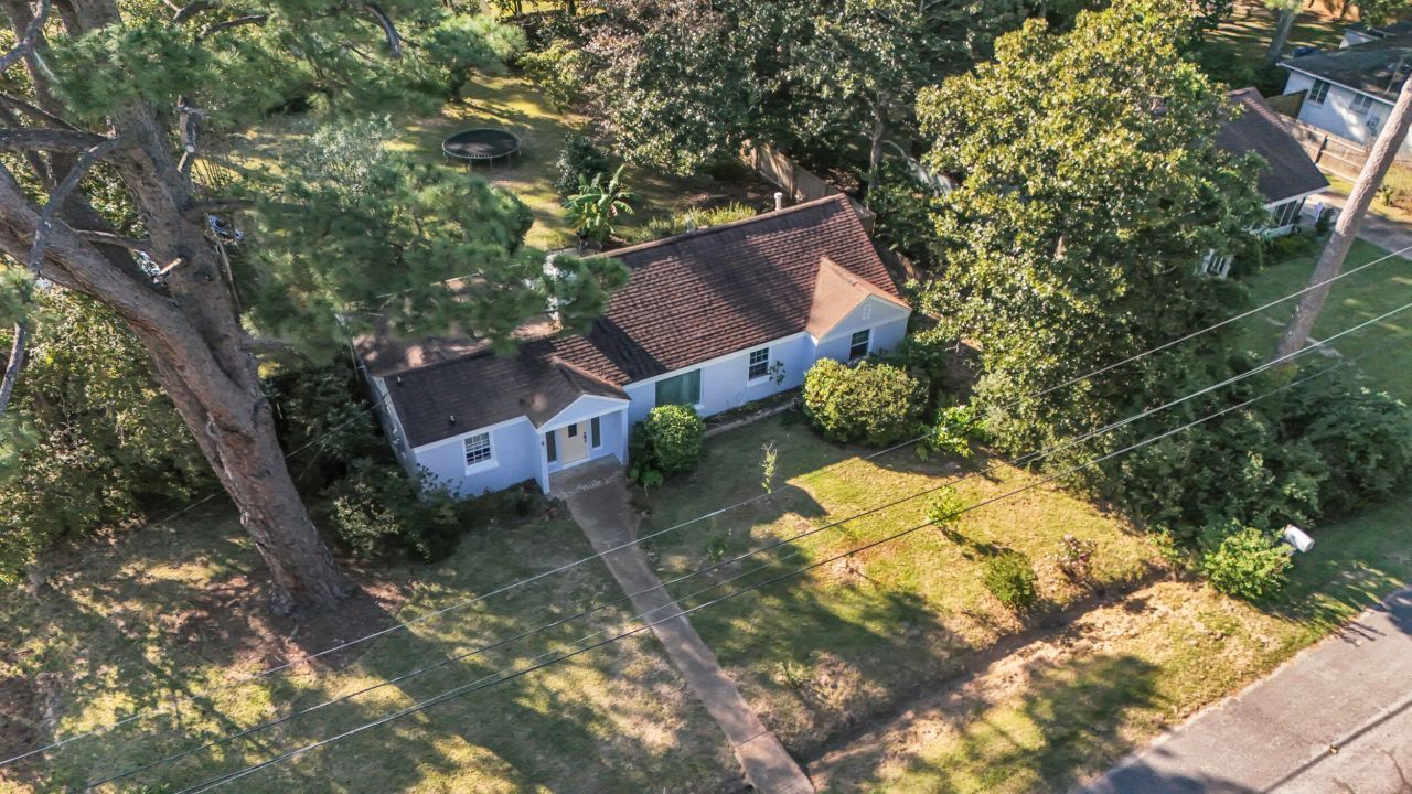 315 Hollywood Drive Photo 38