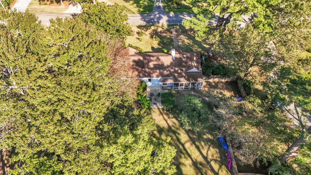 315 Hollywood Drive Photo 42