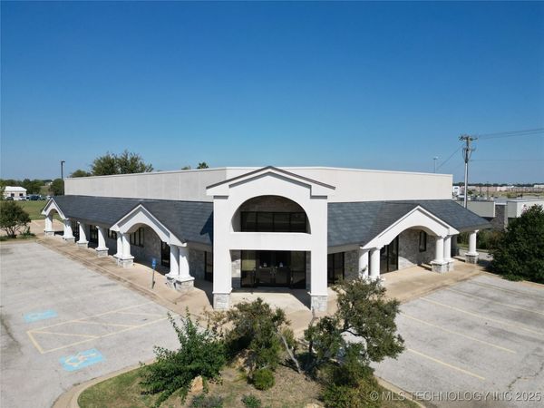 1202 Brookview Drive , Ardmore, OK 73401