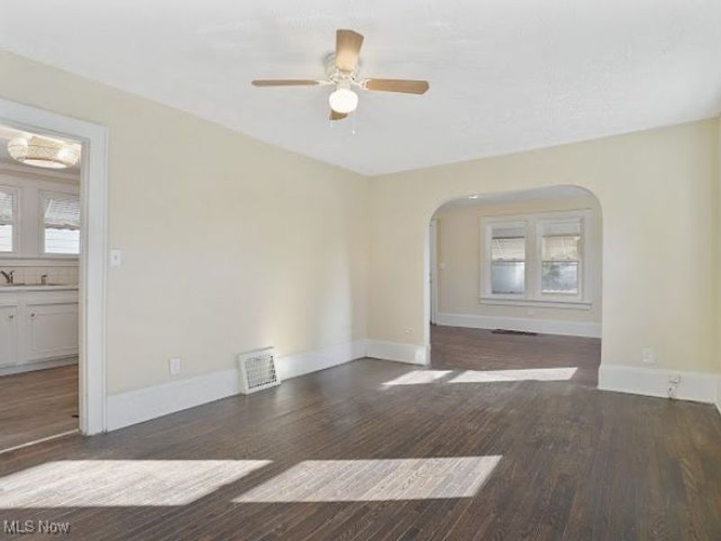 1371 Benton Street, Barberton, OH 44203 Photo 11