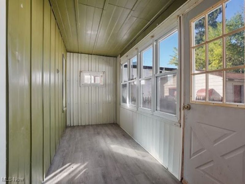 1371 Benton Street, Barberton, OH 44203 Photo 15