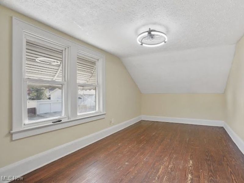 1371 Benton Street, Barberton, OH 44203 Photo 20