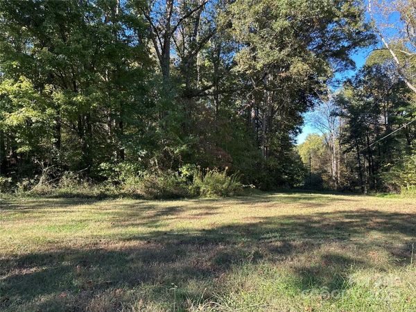 000 Courtney- Huntsville Road, Yadkinville, NC 27055