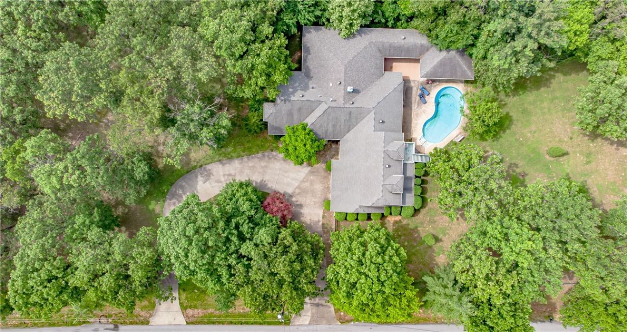 11974 Oak Hills Drive, Bentonville, AR 72712 Main Photo