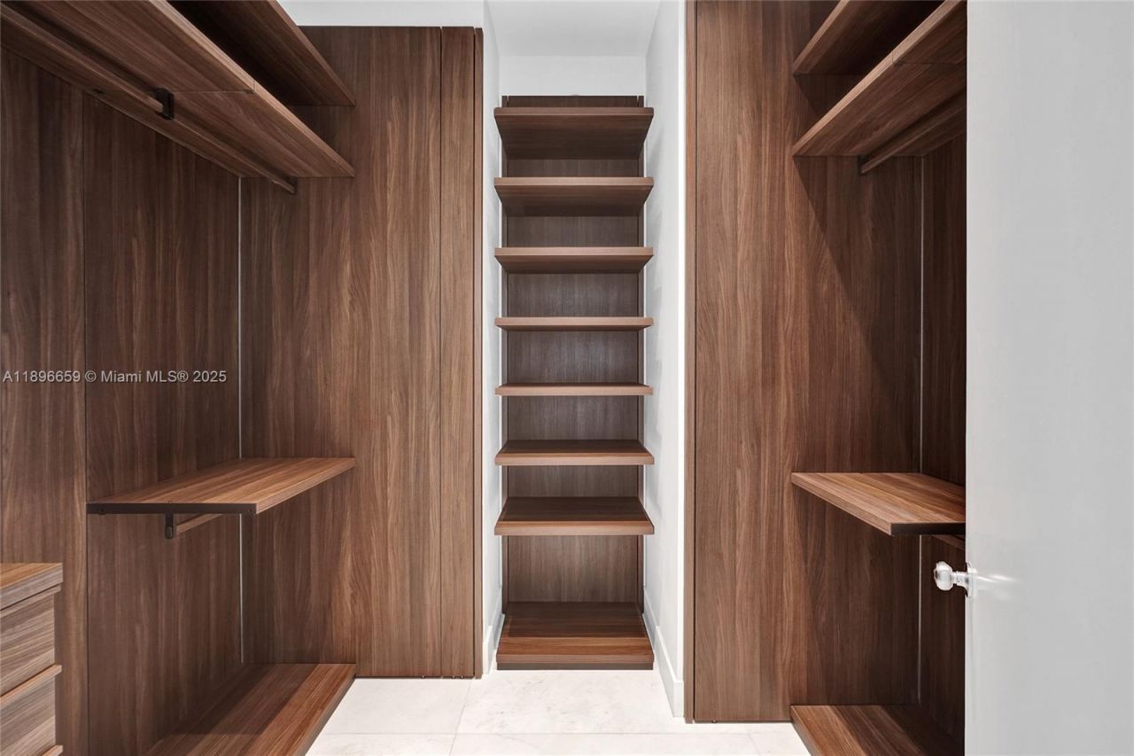 17475 Collins Ave, Unit 2302, Sunny Isles Beach, FL 33160 Photo