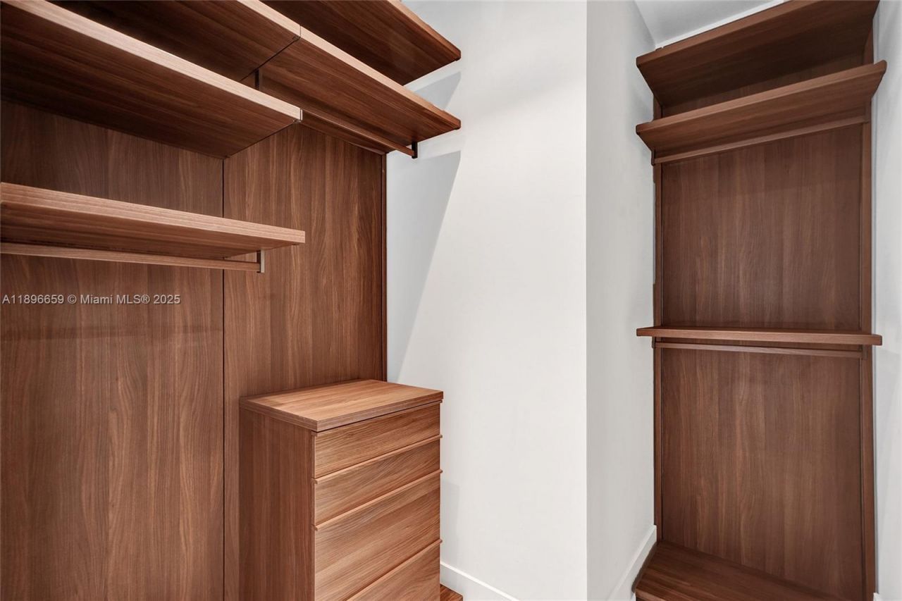 17475 Collins Ave, Unit 2302, Sunny Isles Beach, FL 33160 Photo