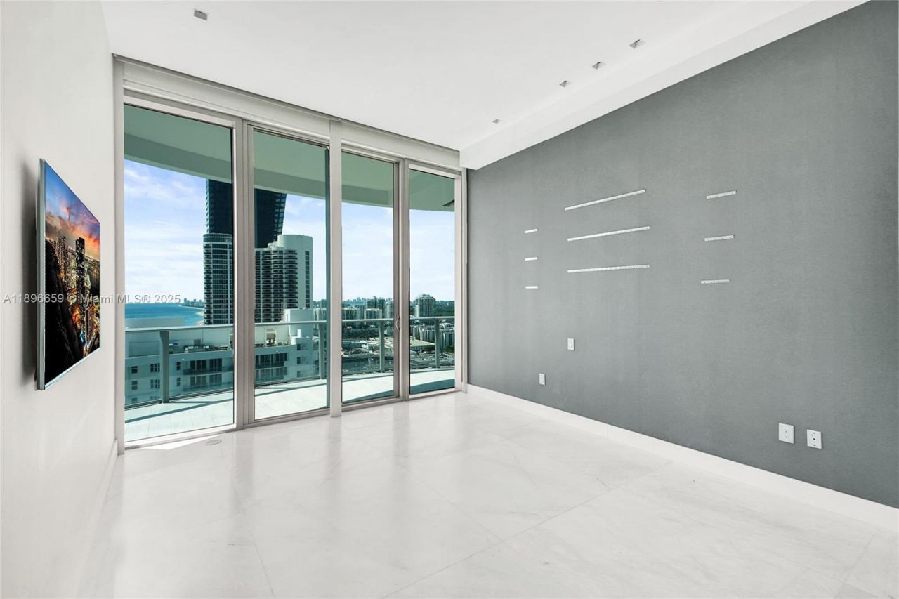 17475 Collins Ave, Unit 2302, Sunny Isles Beach, FL 33160 Photo