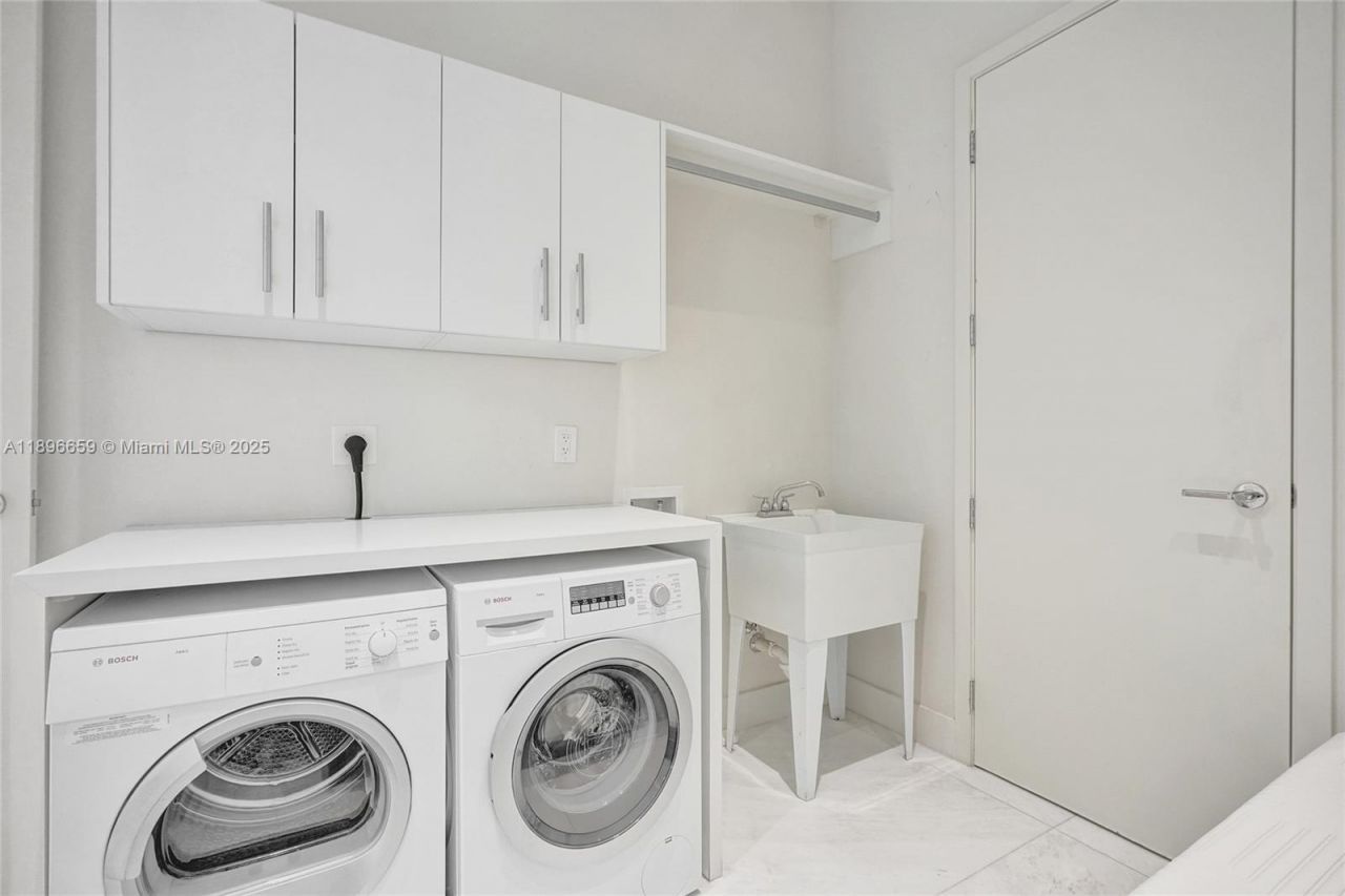 17475 Collins Ave, Unit 2302, Sunny Isles Beach, FL 33160 Photo