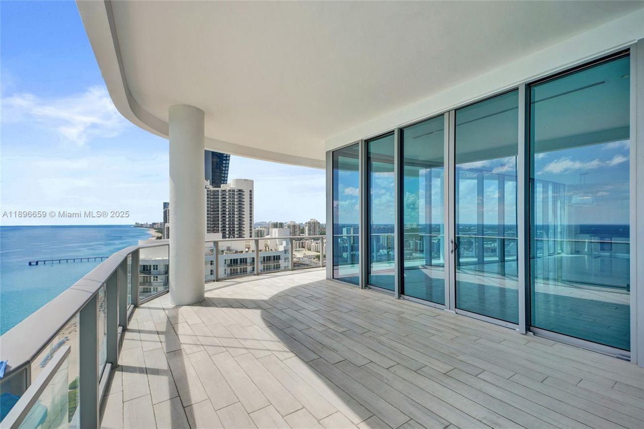 17475 Collins Ave, Unit 2302, Sunny Isles Beach, FL 33160 Photo