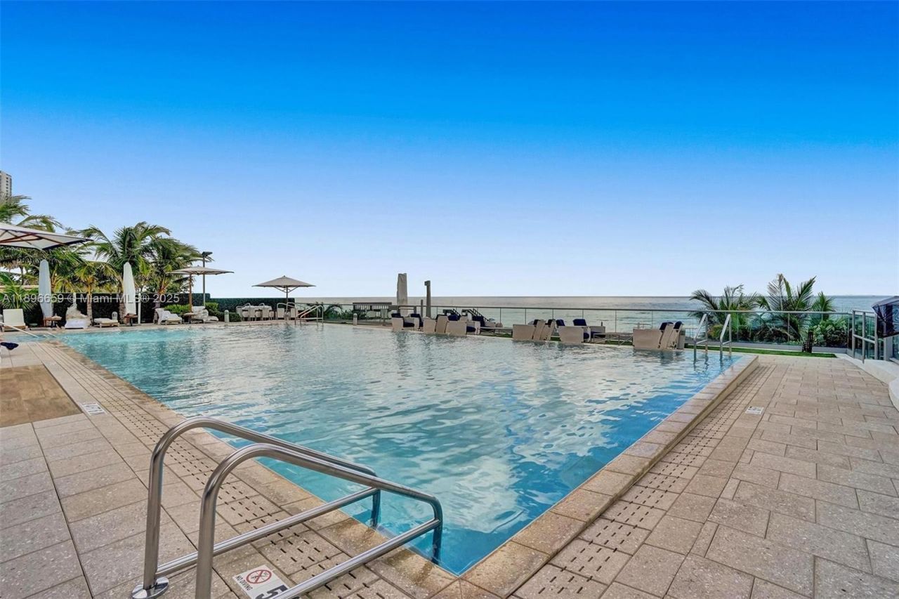 17475 Collins Ave, Unit 2302, Sunny Isles Beach, FL 33160 Photo