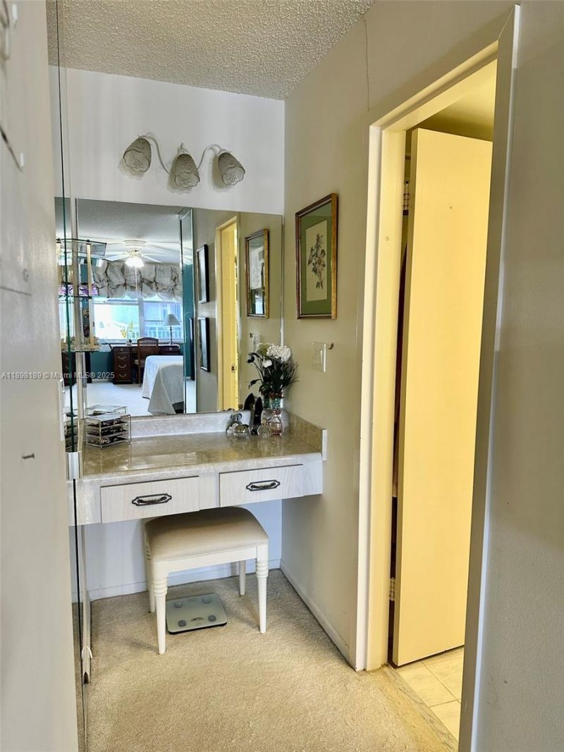 301 174th St, Unit 2020, Sunny Isles Beach, FL 33160 Photo