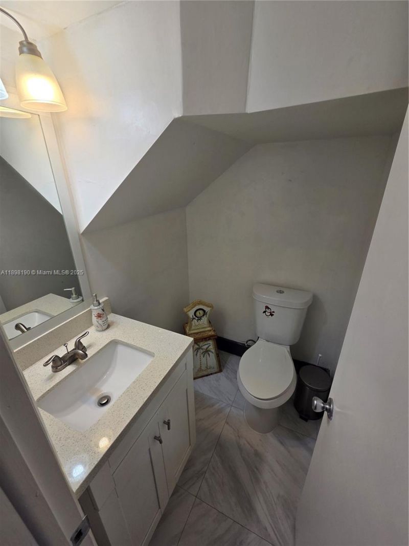 8656 SW 154th Cir Pl, Unit 4A, Miami, FL 33193 Photo