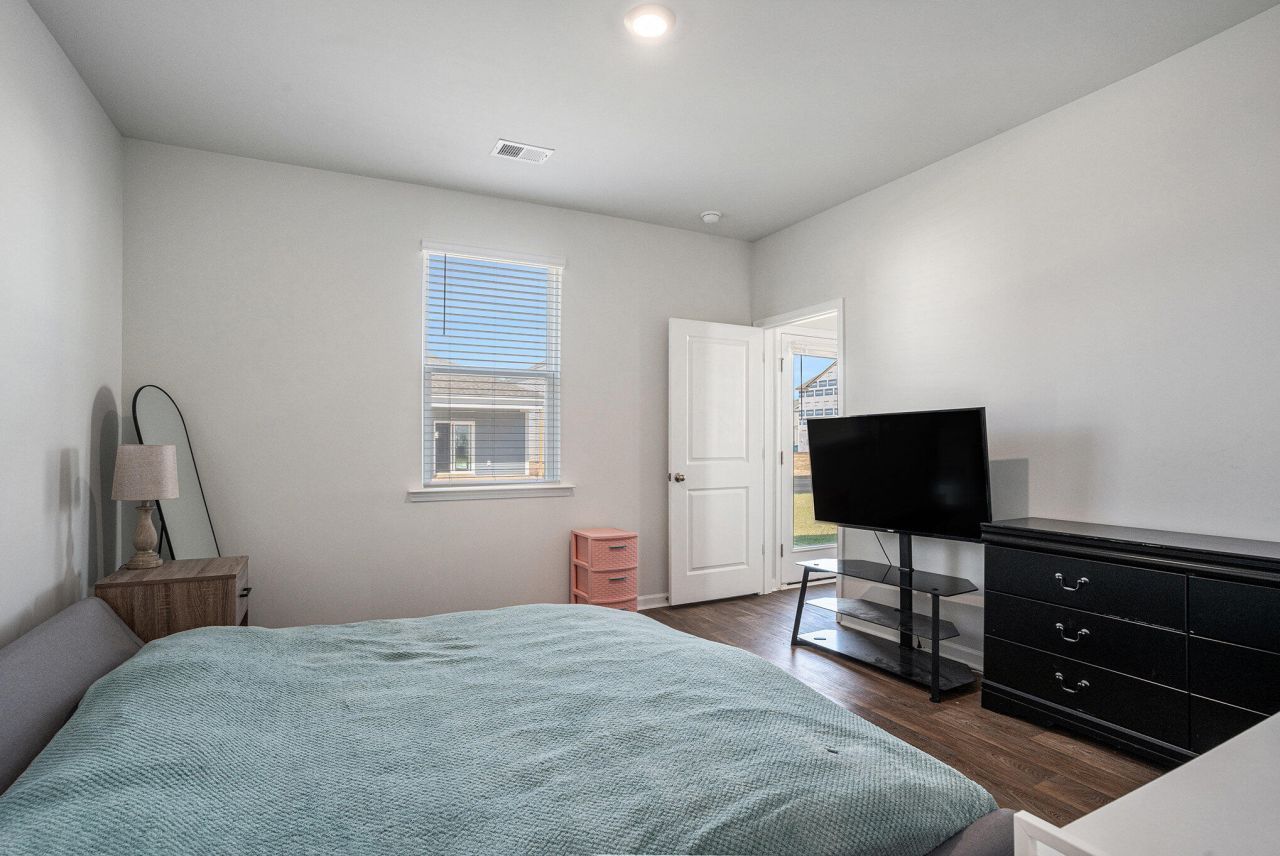 120 Hillsford Lane Photo 16